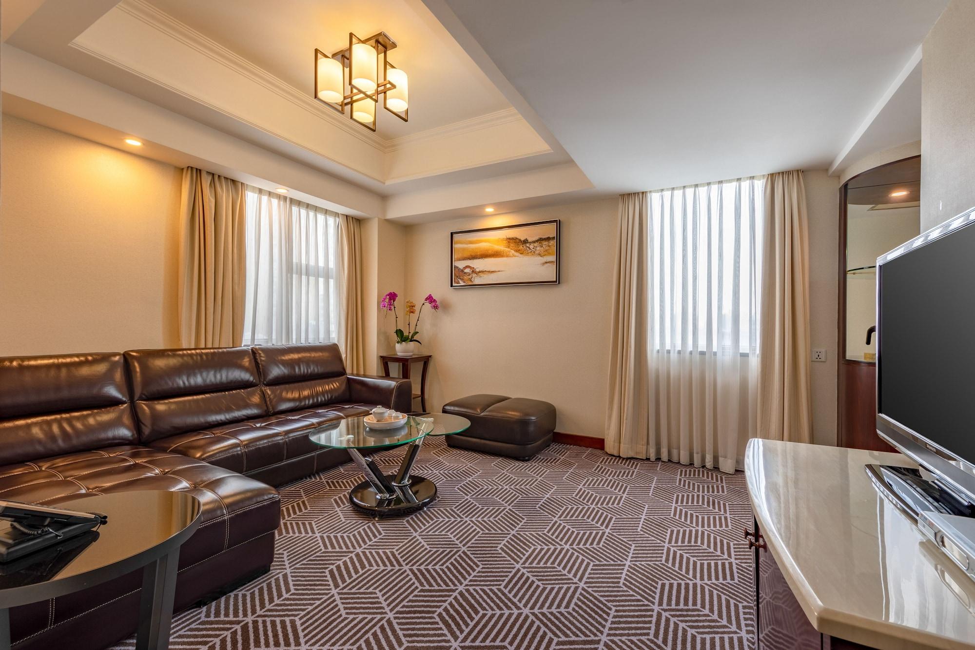 גואנגג'ואו Overseas Chinese Friendship Hotel מראה חיצוני תמונה