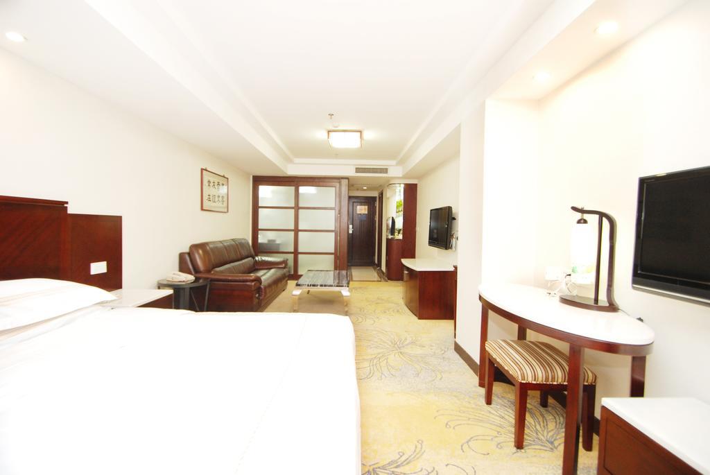 גואנגג'ואו Overseas Chinese Friendship Hotel מראה חיצוני תמונה