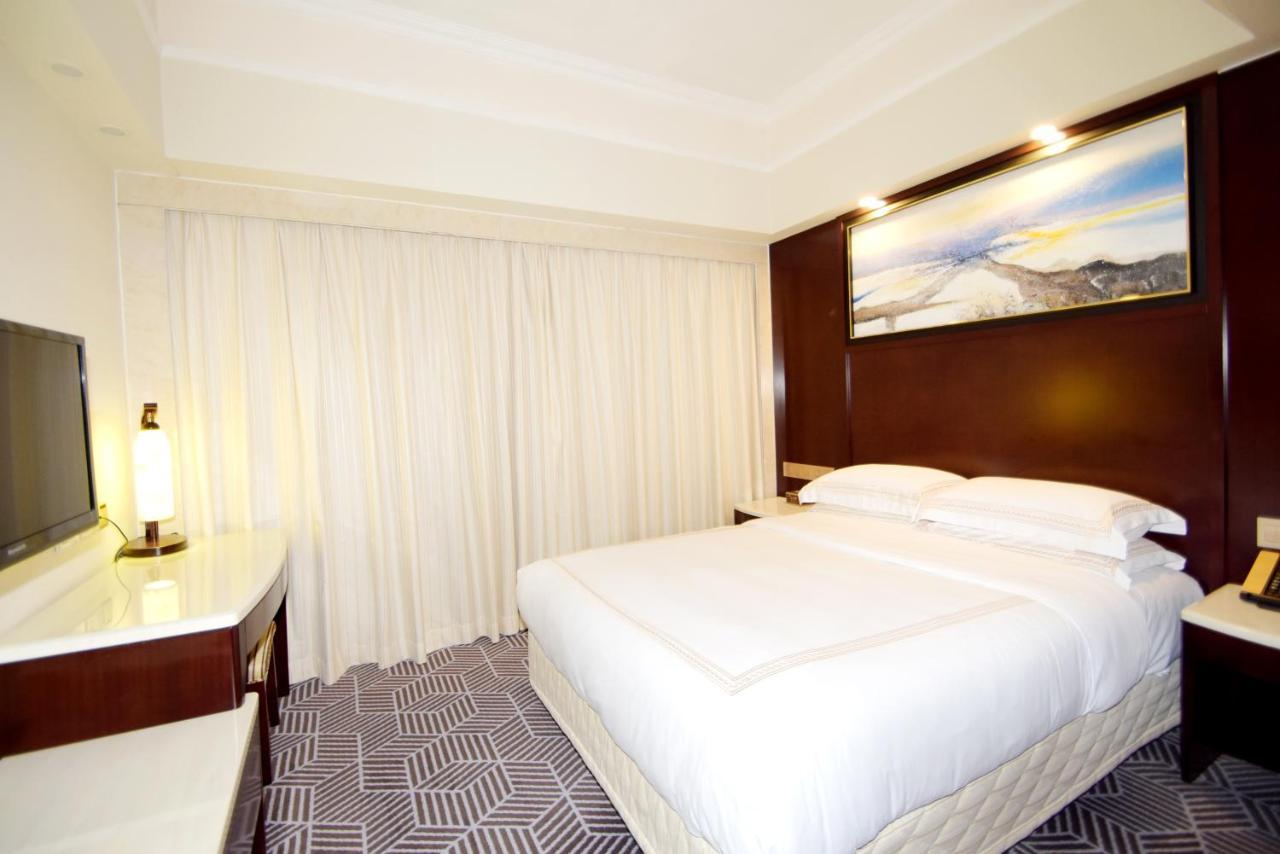 גואנגג'ואו Overseas Chinese Friendship Hotel מראה חיצוני תמונה